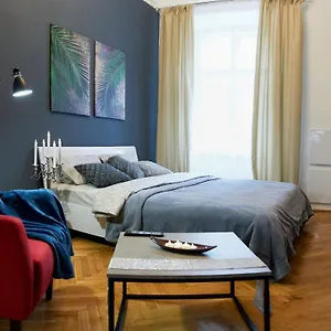 Stylish In The Center Апартаменты