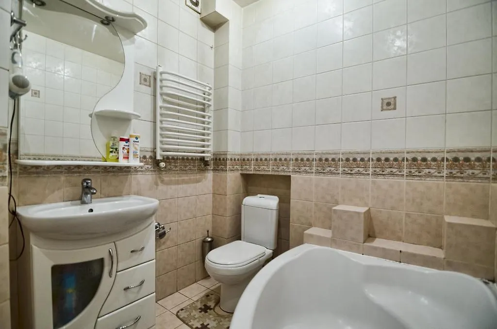 Apartment Hnatuka Center Lviv 0*,